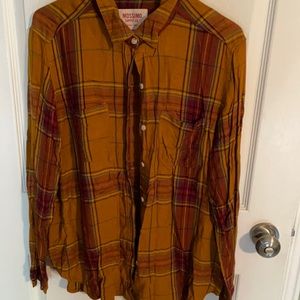 Button up top size large